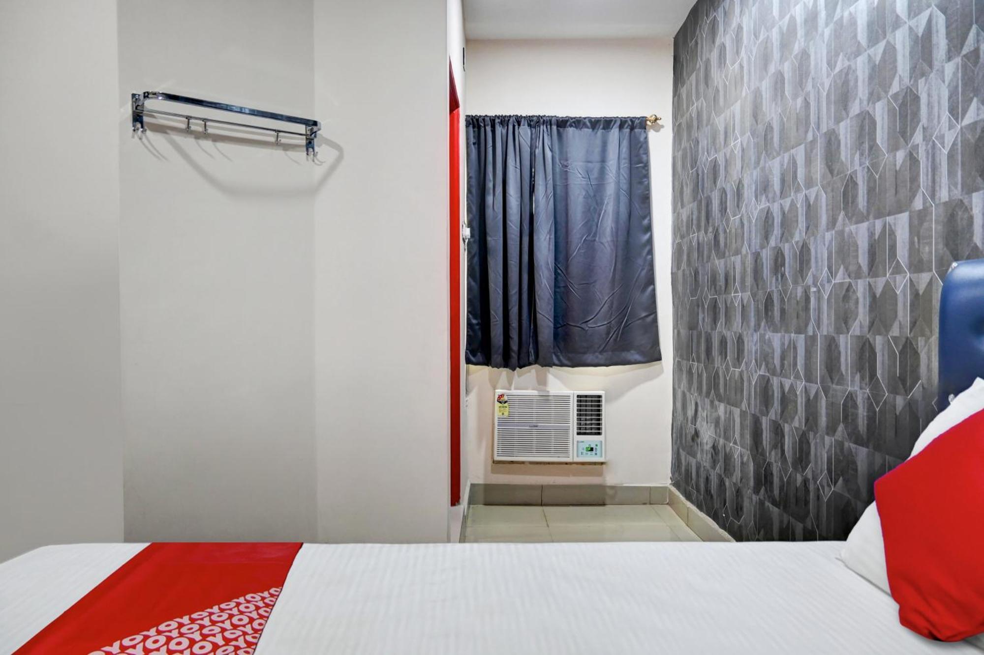 Hotel O Titanic Jamul Екстер'єр фото